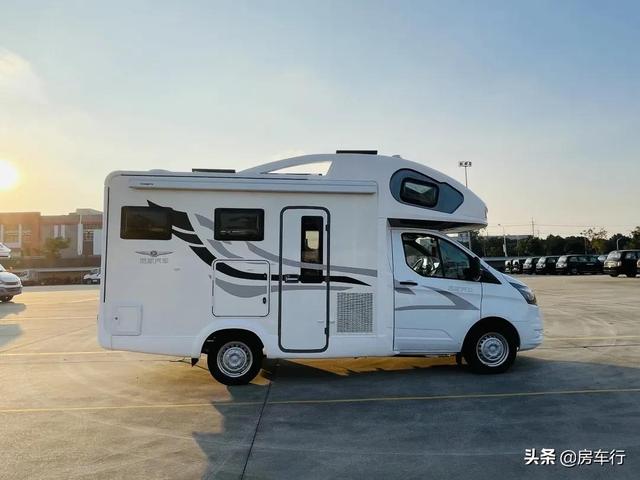 2021款旌航房车，福特国六自动挡，水电充足功能全