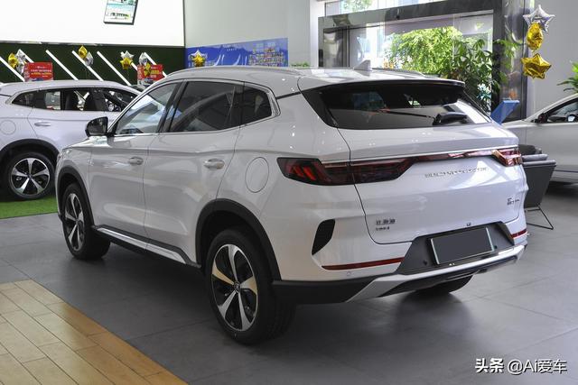 不到1L油耗，大空间高质量家用SUV，92号油好养，实拍宋PLUS DM-i