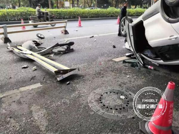 共享汽车撞飞电动车，女骑手不幸身亡，司机身上酒气浓烈