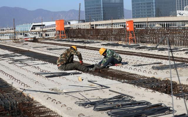 上跨高速、下穿地铁，北清路快速化改造一期工程年内完工