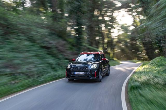 不迷你 但很MINI 试驾MINI JCW COUNTRYMAN