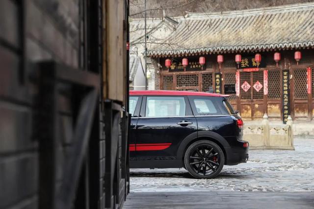 MINI：尺寸接近高尔夫，采用宝马发动机！还是四驱