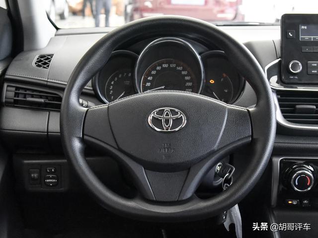 5L油耗自动挡，车身小巧结实耐用，日系合资车，实拍YARiS L 致炫