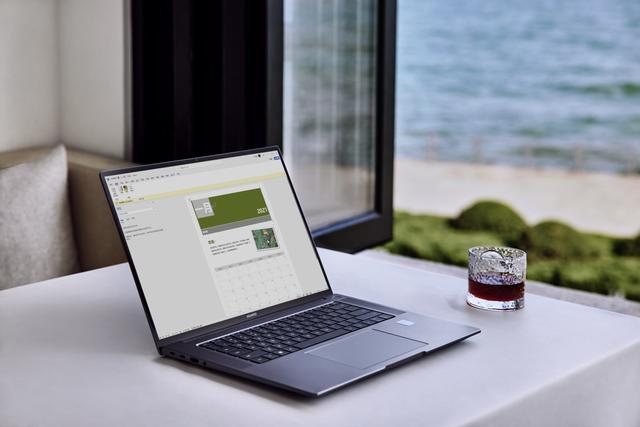 华为 MateBook 16s 评测：独此一份的 Windows 办公体验