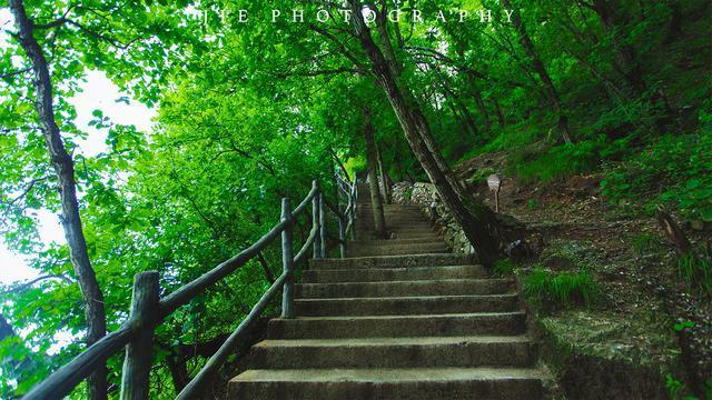 距北京自驾3小时，曾无人问津的涞源县，竟藏着中国栈道第一山