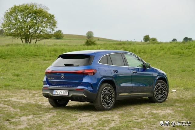 测试奔驰EQA纯电SUV：各方面都矮对手一头