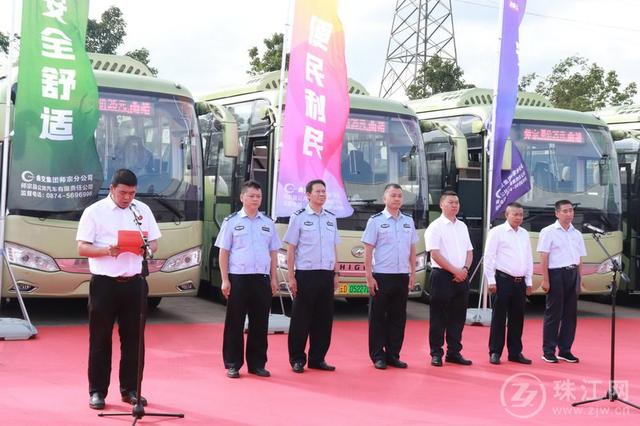 师宗⇌曲靖城际公交快线首日开通运行顺畅