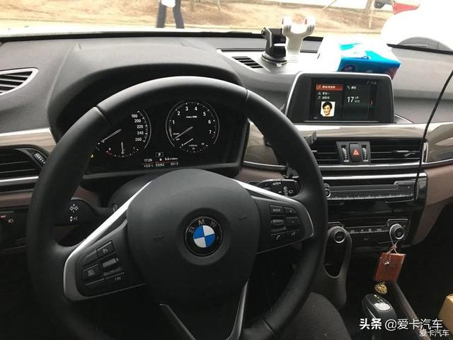 提车过后还开着旧车，不到公里数就首保，宝马X1提车记