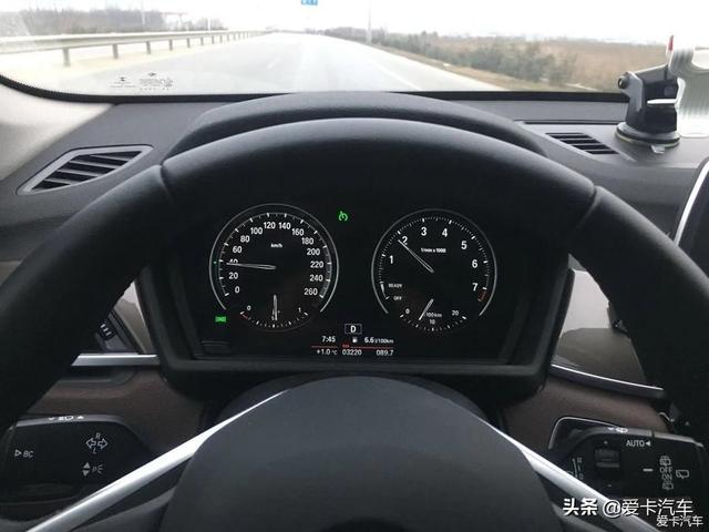 提车过后还开着旧车，不到公里数就首保，宝马X1提车记