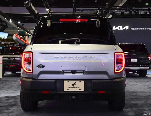 福特Bronco Sport：全系四驱+8AT，美国“哈弗大狗”17万多起售？