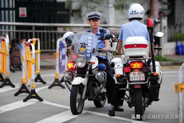 炸裂 ！女子爆被教练性骚扰：抱我搂我摸我胸！警方介入，评论炸了