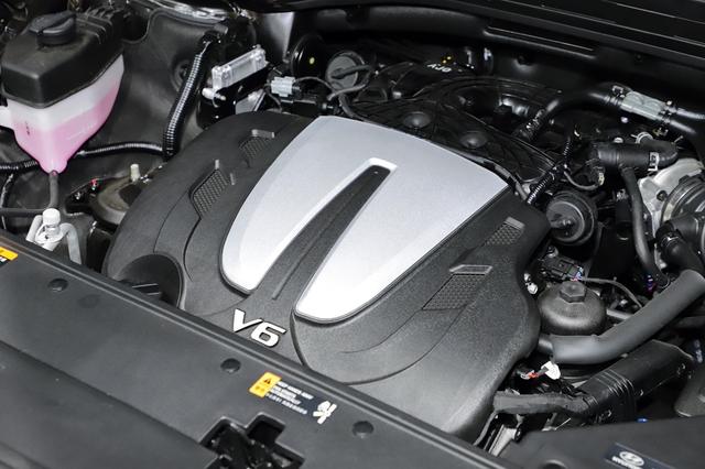 深度试驾现代帕里斯帝：3.5L V6发动机加持，品牌旗舰气场十足！