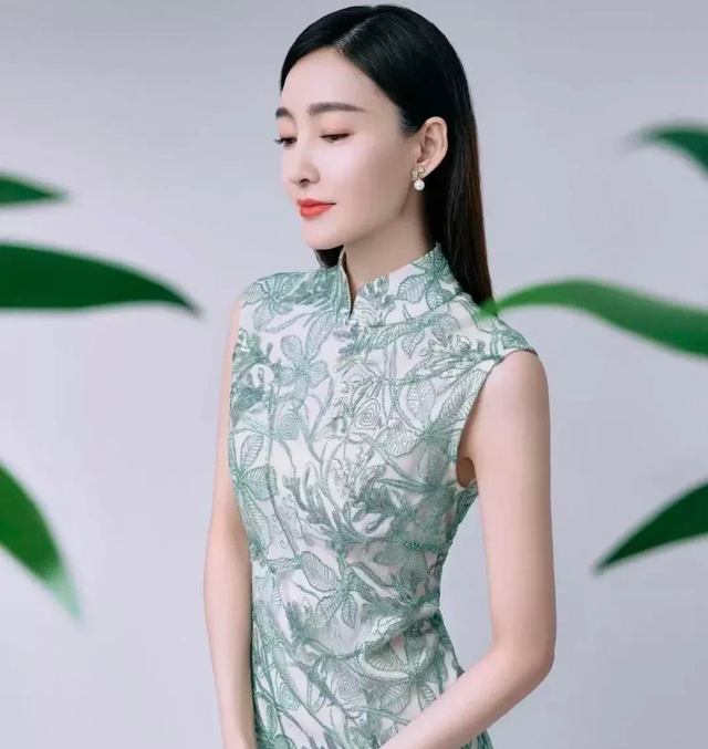 15位中国80后美女明星，个个美的不可方物，有没有你心动的女神？